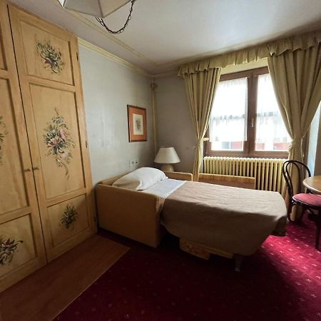Hotel Posta R.T.A. Madonna di Campiglio Bagian luar foto