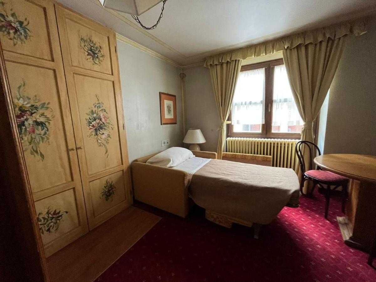 Hotel Posta R.T.A. Madonna di Campiglio Bagian luar foto