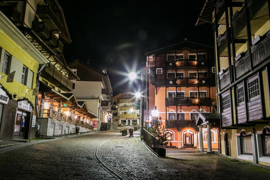 Hotel Posta R.T.A. Madonna di Campiglio Bagian luar foto