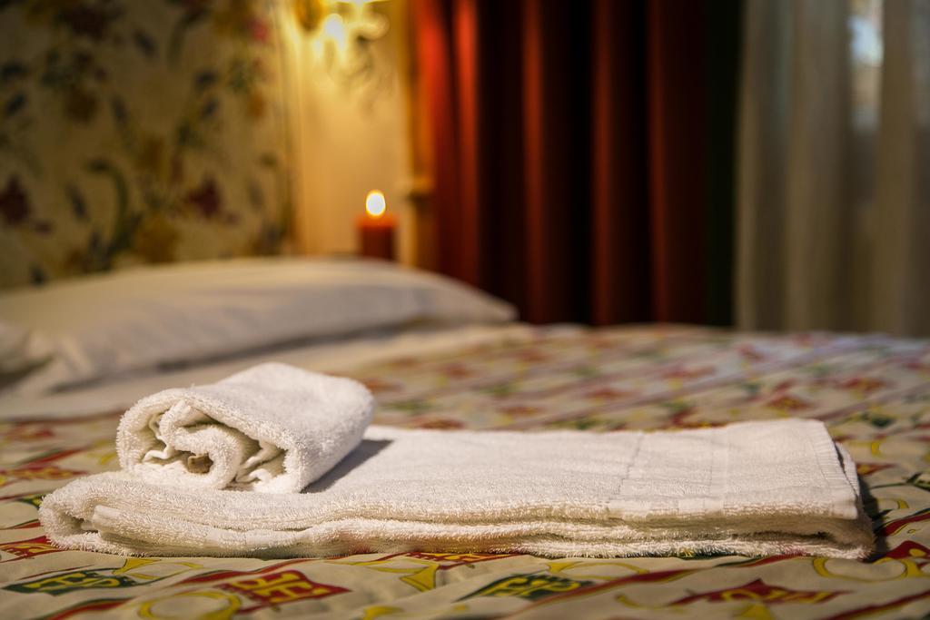Hotel Posta R.T.A. Madonna di Campiglio Bagian luar foto