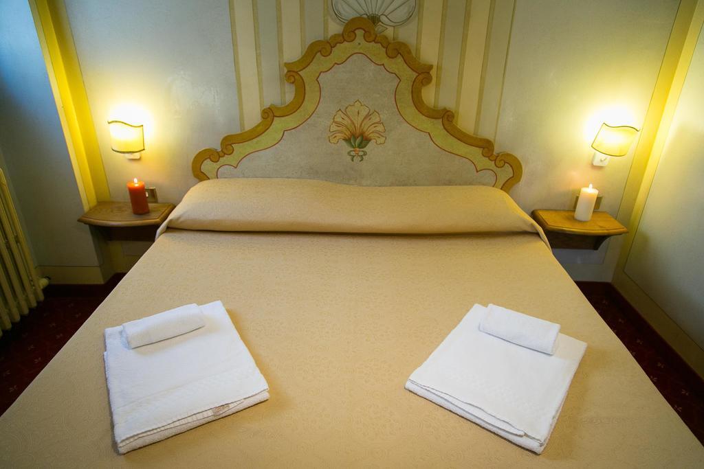 Hotel Posta R.T.A. Madonna di Campiglio Bagian luar foto