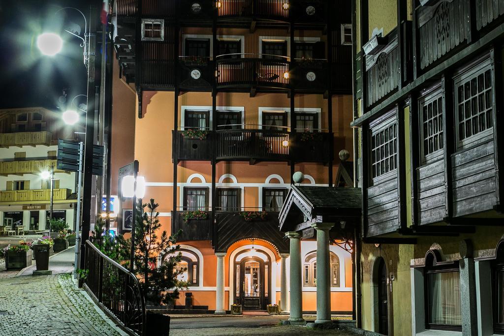 Hotel Posta R.T.A. Madonna di Campiglio Bagian luar foto