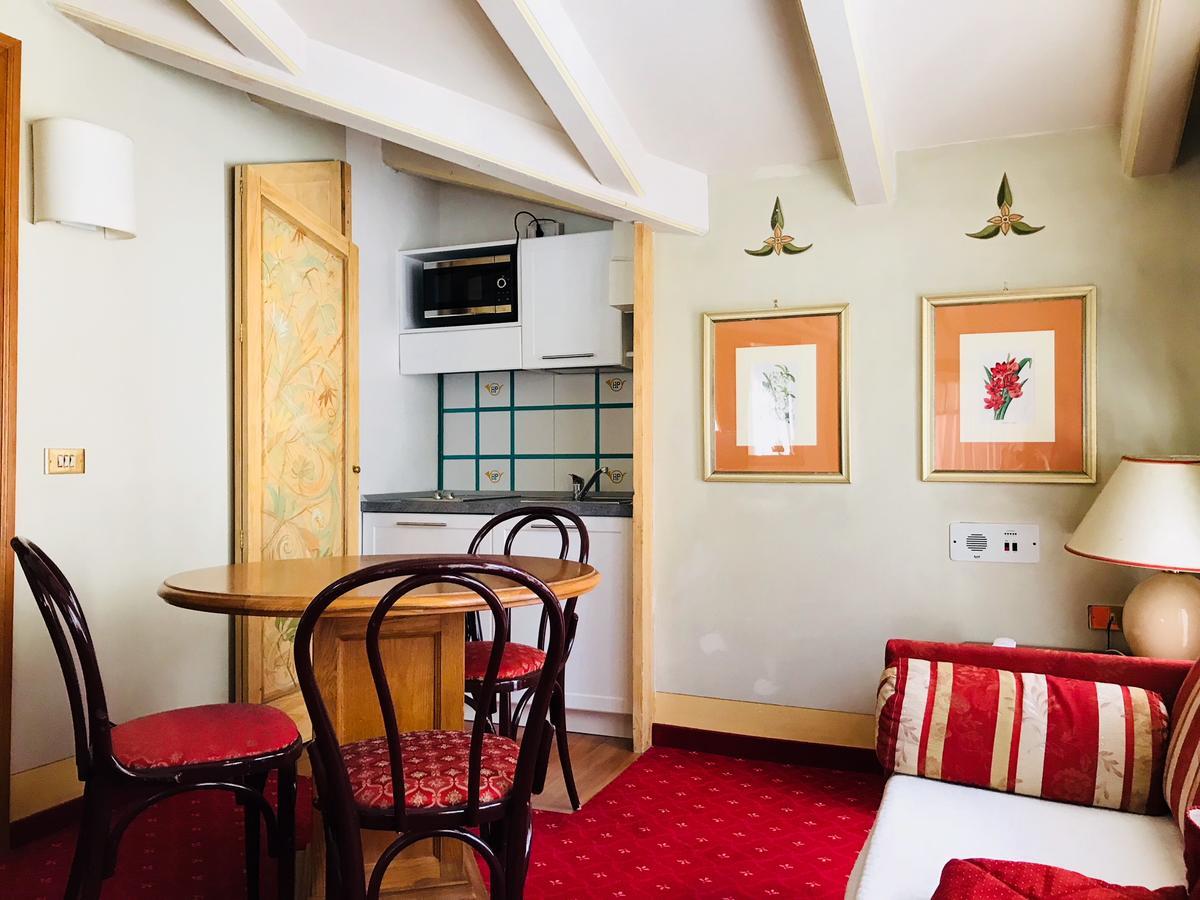 Hotel Posta R.T.A. Madonna di Campiglio Bagian luar foto